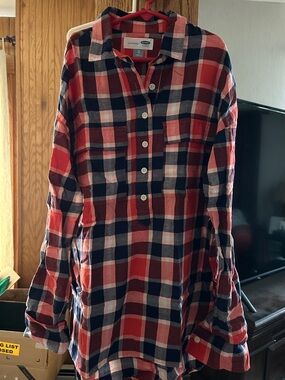 Old Navy Red Navy Plaid Button-Up Tunic Shirt